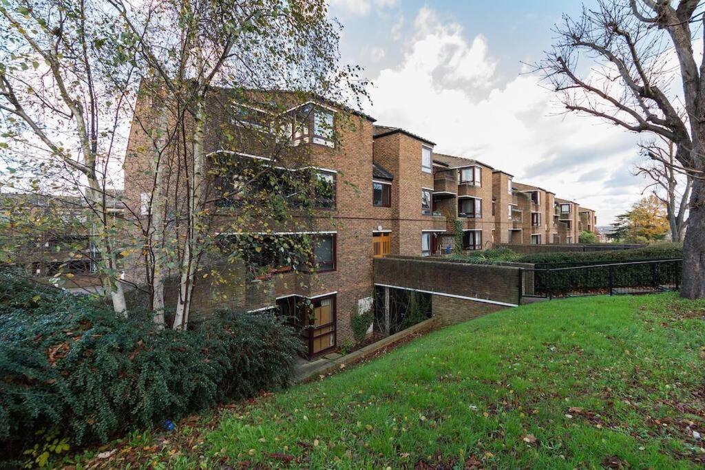 Spacious Two Double Bedroom Flat Londen Buitenkant foto
